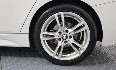 BMW 3-Series 2018, 102725 км, за 13876.23 USD - фото 22