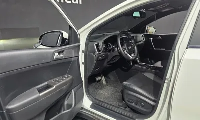 Kia Sportage 2021, 55502 км, за 12406.46 USD - фото 10