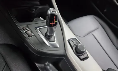 BMW 1-Series 2017, 161734 км, за 6301.69 USD - фото 9