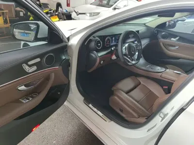 Mercedes-Benz E-Class 2019, 48400 км, за 23319.02 USD - фото 16