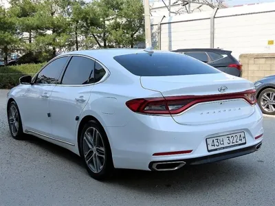 Hyundai Grandeur 2019, 114722 км, за 8526.98 USD
