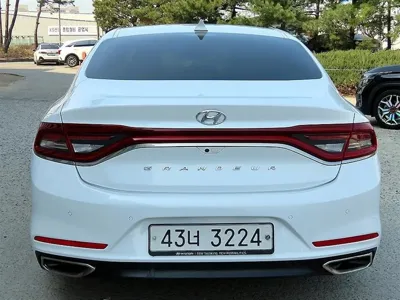 Hyundai Grandeur 2019, 114722 км, за 8526.98 USD