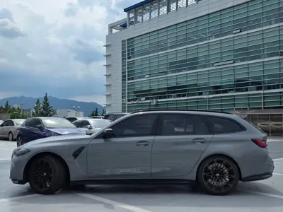 BMW M3 2026, 4000 км, за 107426.77 USD