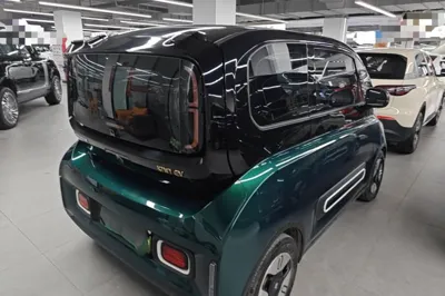 Baojun KiWi EV 2022, 37900 км, за 6304 USD - фото 6