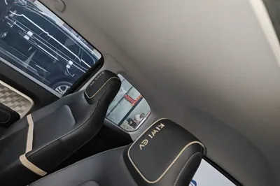Baojun KiWi EV 2022, 37900 км, за 6304 USD - фото 21