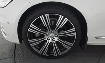 Volvo S90 2022, 93923 км, за 21935.91 USD