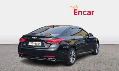 Hyundai Genesis 2015, 176865 км, за 5251.41 USD