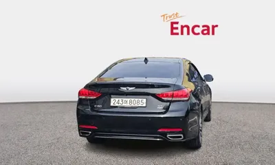 Hyundai Genesis 2015, 176865 км, за 5251.41 USD