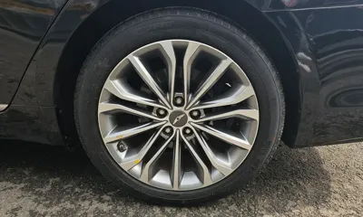 Hyundai Genesis 2015, 176865 км, за 5251.41 USD