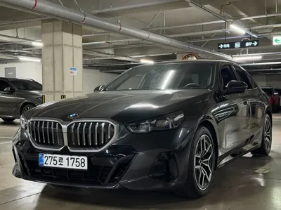 BMW 5-Series · 2025 год