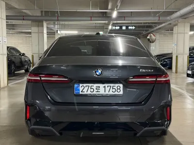 BMW 5-Series 2025, 8996 км, за 40372.45 USD