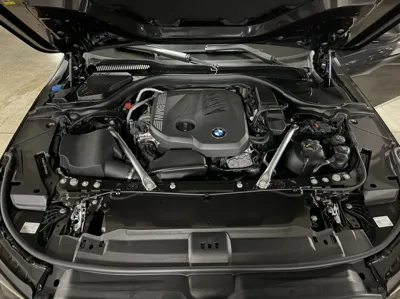 BMW 5-Series 2025, 8996 км, за 40372.45 USD - фото 6