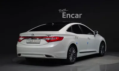 Hyundai Grandeur 2014, 79809 км, за 5231.78 USD