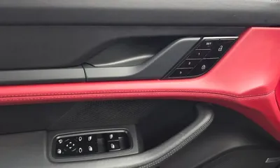 Porsche Taycan 2021, 63524 км, за 66955.5 USD - фото 38