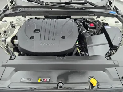 Volvo S90 2021, 18619 км, за 21662.07 USD - фото 6
