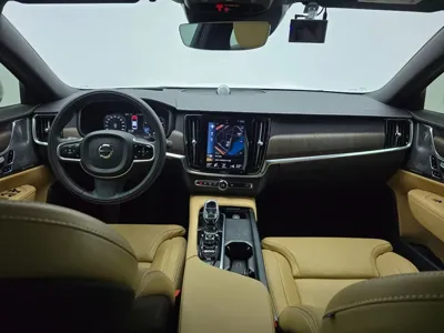 Volvo S90 2021, 18619 км, за 21662.07 USD - фото 7