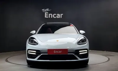 Porsche Panamera 2023, 7933 км, за 87748.27 USD