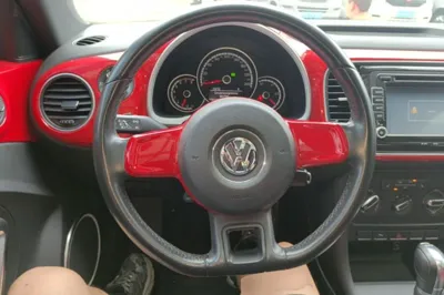 Volkswagen Beetle 2015, 55100 км, за 10499 USD - фото 13