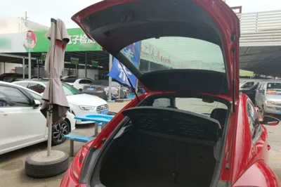 Volkswagen Beetle 2015, 55100 км, за 10499 USD - фото 22