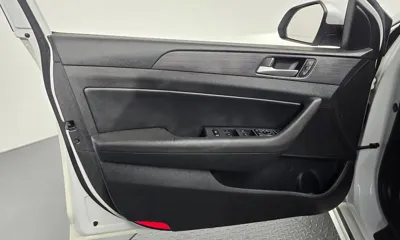 Hyundai Sonata 2018, 185209 км, за 7752.45 USD - фото 24