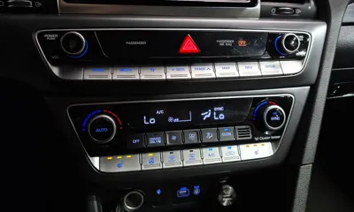 Hyundai Sonata 2018, 185209 км, за 7752.45 USD - фото 32