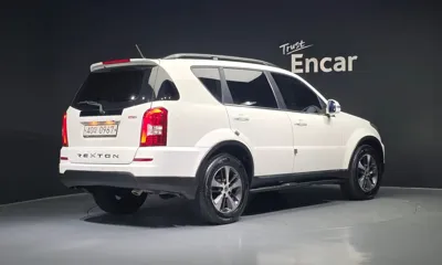 KG_Mobility_Ssangyong Rexton 2016, 73791 км, за 5894.03 USD