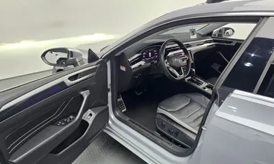 Volkswagen Arteon 2023, 58408 км, за 19971.39 USD - фото 11