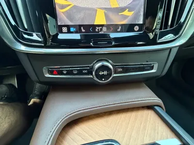 Volvo S90 2024, 22000 км, за 26456.23 USD - фото 17