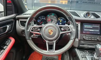 Porsche Macan 2017, 118519 км, за 24503.29 USD - фото 13