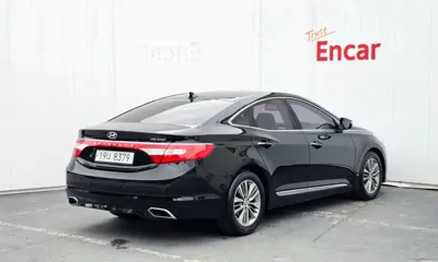 Hyundai Grandeur 2015, 141286 км, за 4102.36 USD