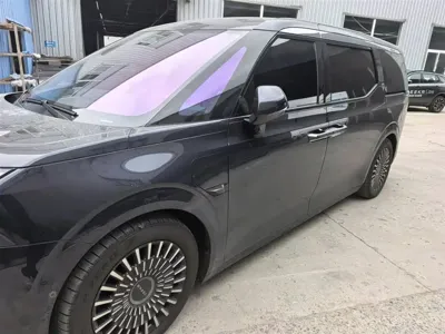 Zeekr 009 2023, 19000 км, за 41226.44 USD