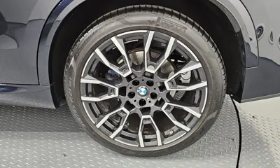 BMW X5 2024, 34033 км, за 77943.16 USD - фото 21