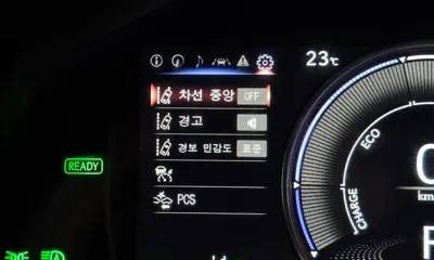 Lexus ES 2025, 25739 км, за 31853.33 USD - фото 34