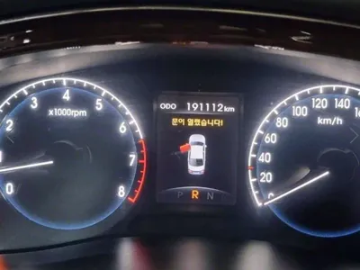 Hyundai Genesis 2011, 191108 км, за 3409.09 USD - фото 9