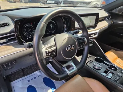 Kia K5 2021, 124859 км, за 10336.08 USD - фото 9