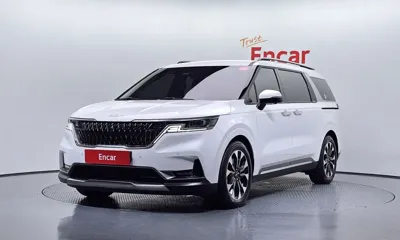 Kia Canival · 2023 год