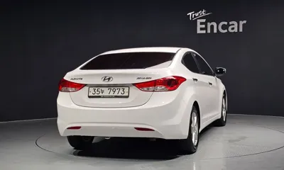 Hyundai Avante 2012, 57796 км, за 4420.46 USD