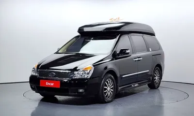 Kia Canival · 2012 год