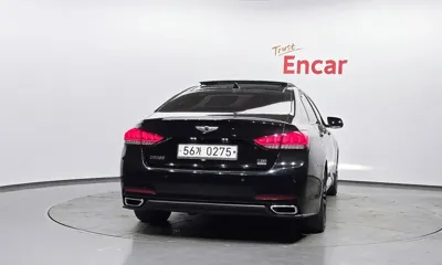 Hyundai Genesis 2016, 83770 км, за 9849.29 USD