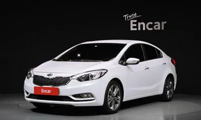 Kia K3 · 2015 год