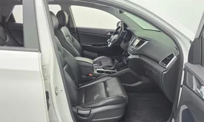 Hyundai Tucson 2016, 121009 км, за 6840.39 USD - фото 26