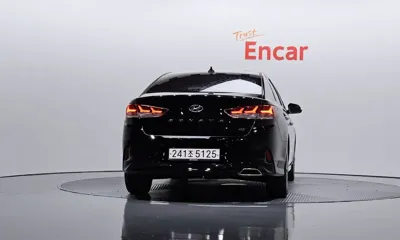 Hyundai Sonata 2019, 180619 км, за 6075.93 USD
