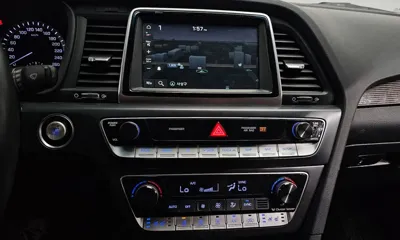 Hyundai Sonata 2019, 180619 км, за 6075.93 USD - фото 15