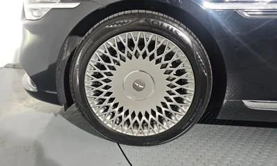 Genesis G90 2019, 151919 км, за 18310.43 USD