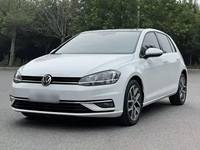 Volkswagen Golf 2018, 75800 км, за 9576.39 USD