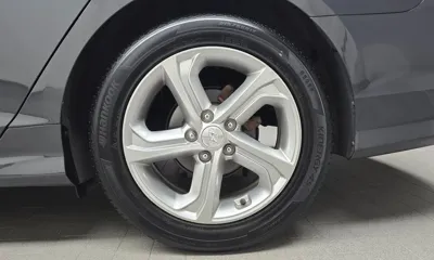 Hyundai Sonata 2019, 162083 км, за 6180.07 USD - фото 21