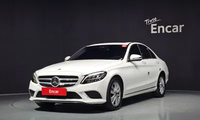 Mercedes-Benz C-Class · 2020 год