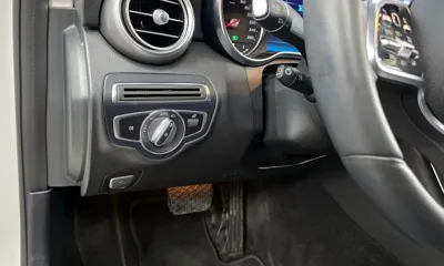 Mercedes-Benz C-Class 2020, 29118 км, за 17581.55 USD - фото 16