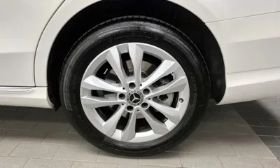 Mercedes-Benz C-Class 2020, 29118 км, за 17581.55 USD - фото 21