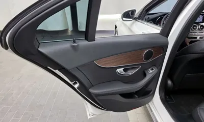 Mercedes-Benz C-Class 2020, 29118 км, за 17581.55 USD - фото 25